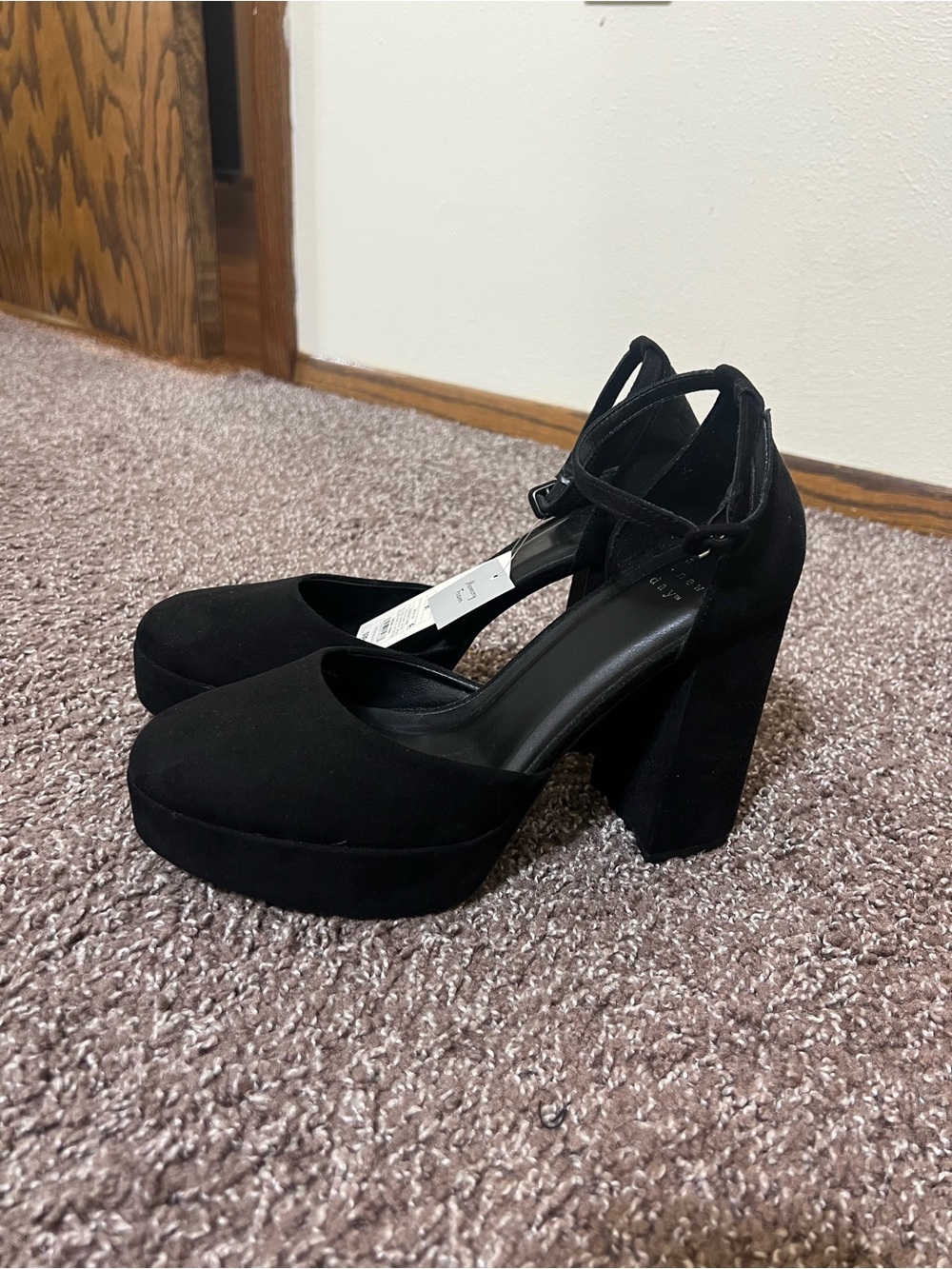 NWT a new day Black Suede Platform Heels | 9.5